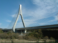 Yahagi River Bridge on Shin Tomei Expressway, Aichi Prefecture.