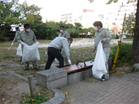 ボランティア活動（当社施工４橋と周辺歩道及び公園の美化）